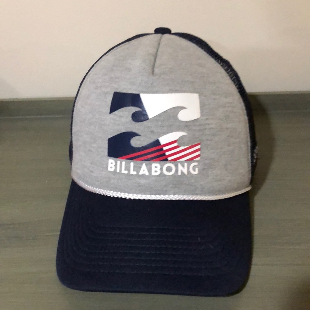 Billabong trucker hat